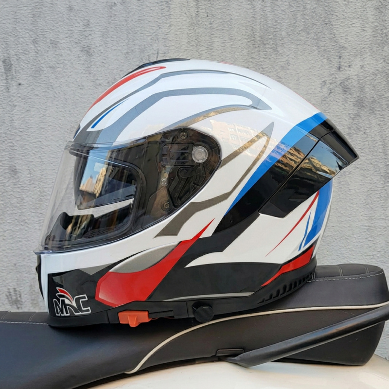 หมวกกันน็อคมอเตอร์ไซค์แบบเต็มใ - Dual Visor Motorcycle Racing Helmet บทวิจารณ์และราคา