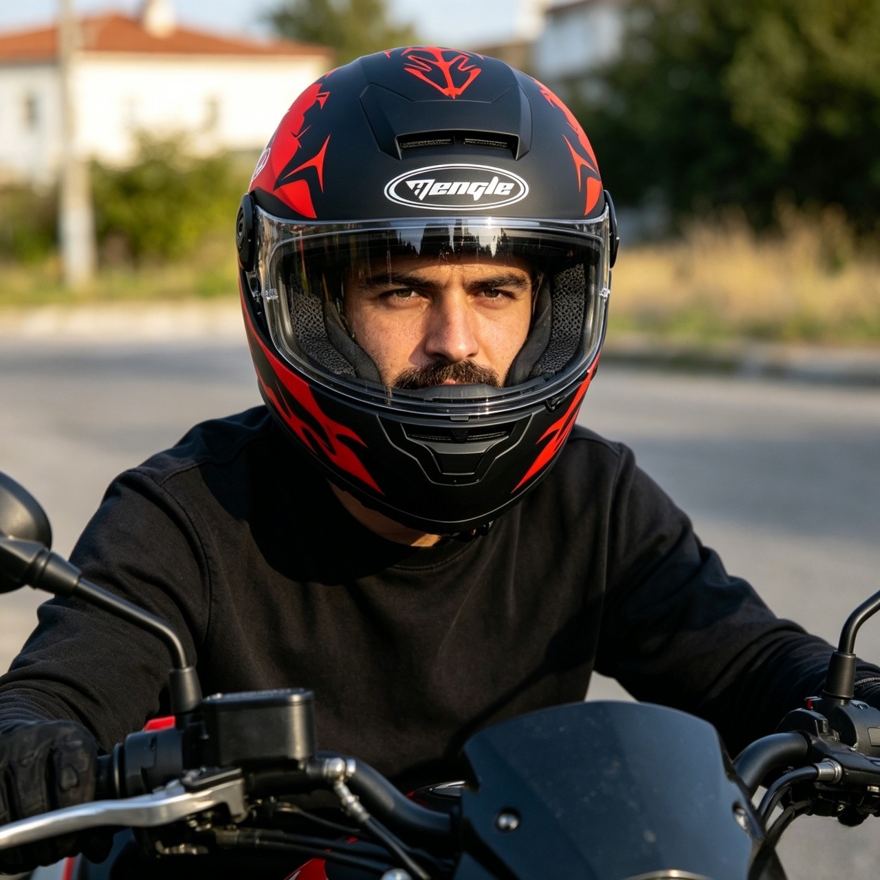 หมวกกันน็อคมอเตอร์ไซค์แบบเต็มห - Dual Visor Motorcycle Racing Helmet บทวิจารณ์และราคา